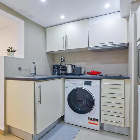 Cosy Flat In The Center 아파트